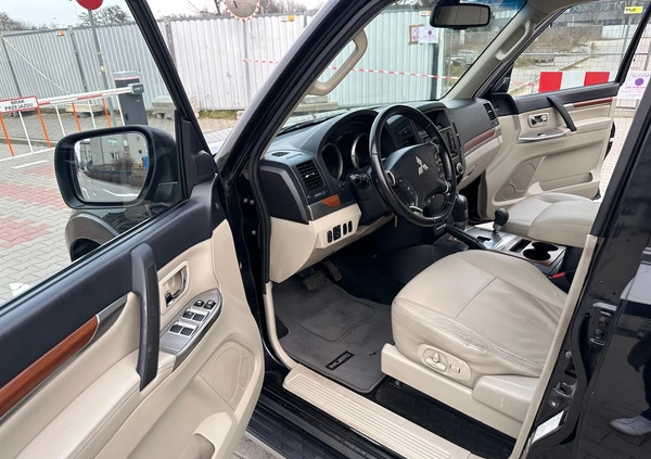 Mitsubishi Pajero cena 79999 przebieg: 261050, rok produkcji 2012 z Kowary małe 379